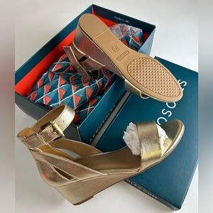 Aerosoles - Gold Metallic Leather Sandals